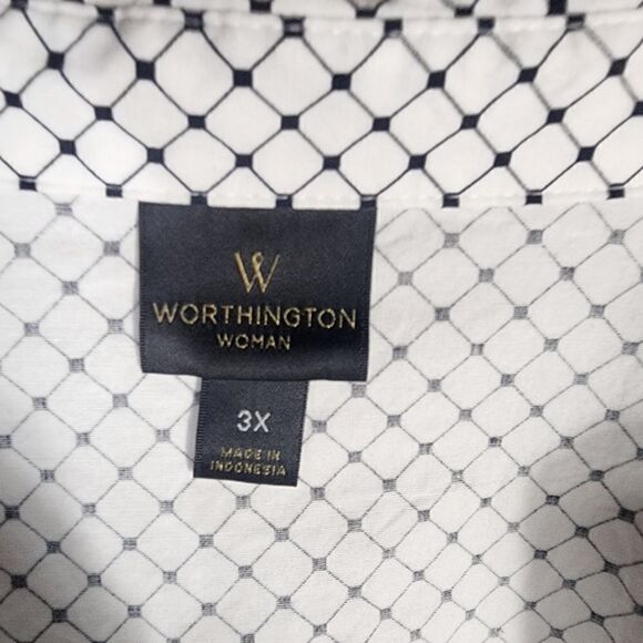 Worthington white and black geometric 3/4 sleeve button down top - Picture 8 of 11